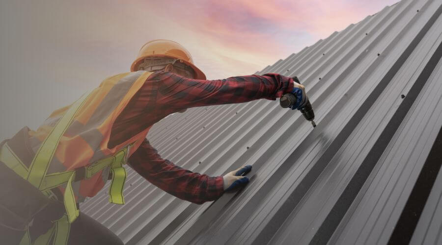 Professional gutter cleaning in Rhinelander, WI